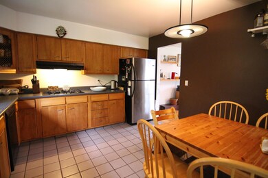 938 Birchmont Rd 032
