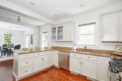 32 Windsor Rd, Somerville, MA 02144 - photo 6