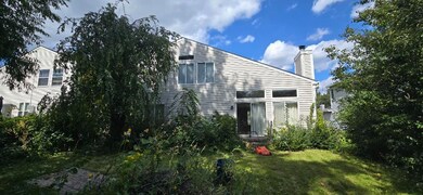 4481 W Tucker Ln, Waukegan, IL 60085 - photo 2