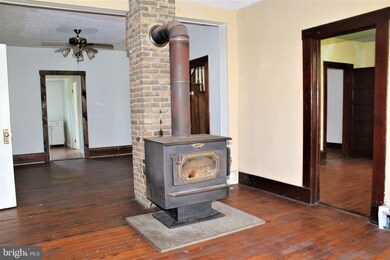 16334 Senedo Rd, Edinburg, VA 22824 - photo 6