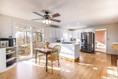 71 Maple St, North Brookfield, MA 01535 - photo 2