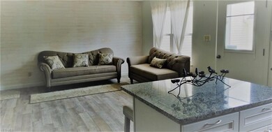 Large dining room off kitchen or use as alternate 