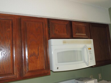 900 Bay Dr unit 28, Niceville, FL 32578 - photo 7