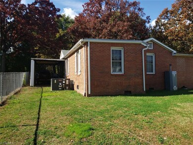 1834 Pleasant St, Asheboro, NC 27203 - photo 3