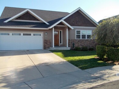 213 SE Yorktown Rd, Grants Pass, OR 97527 - photo 7