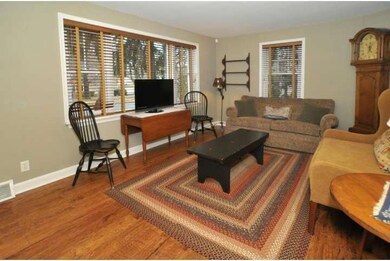 1041 Cherry Ln, Southampton, PA 18966 - photo 4