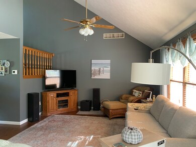 3207 Kensington Blvd, Columbus, IN 47203 - photo 6