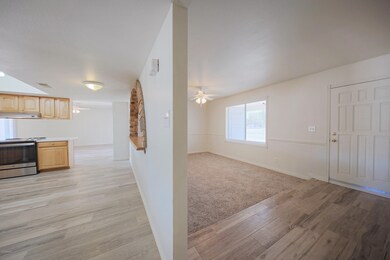 3908 W Laurel Ln, Phoenix, AZ 85029 - photo 5