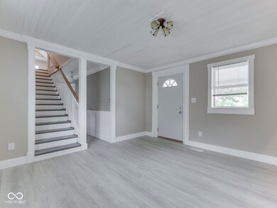 110 S Railroad St, Whiteland, IN 46184 - photo 6