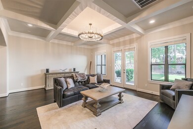 541 W 25th St, Houston, TX 77008 - photo 3