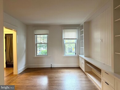 2910 Cresmont Ave, Baltimore, MD 21211 - photo 6