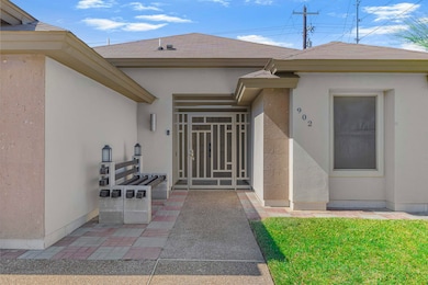 902 La Rosita, Laredo, TX 78046 - photo 3