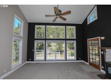 1040 Arcadia Dr, Roseburg, OR 97471 - photo 5