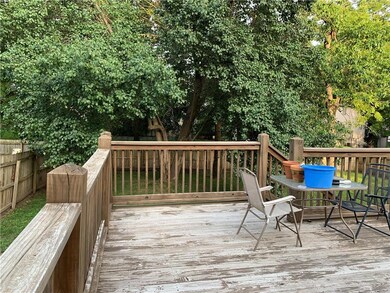 Newer 19x19 deck