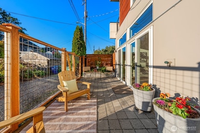 1123 16th Ave E, Seattle, WA 98112 - photo 6