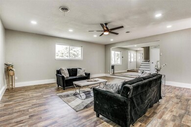 1900 Charleston Dr, Bedford, TX 76022 - photo 4