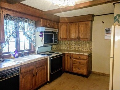 63 John Duggan Rd, Tiverton, RI 02878 - photo 6