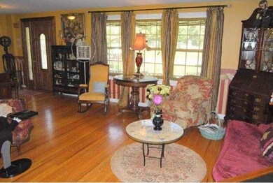 1496 Stephen Way, Southampton, PA 18966 - photo 2