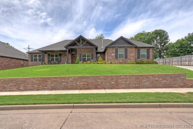 Home is located in a quiet small subdivision with