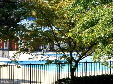 47827 Scotsborough Square unit 124, Sterling, VA 20165 - photo 6