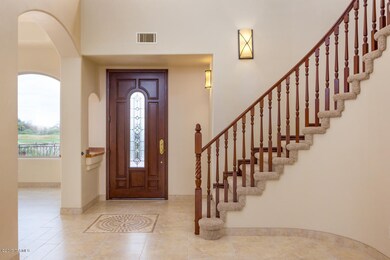 4 front entry  staircase