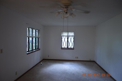 264 Saint George Dr, Crossville, TN 38558 - photo 4