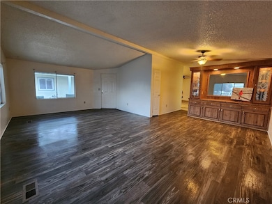 1250 N Kirby St unit 127, Hemet, CA 92545 - photo 7