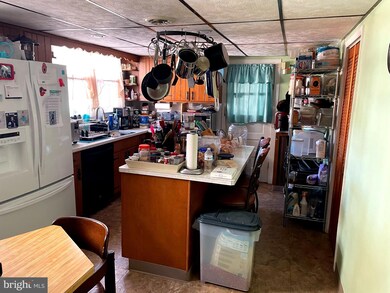 1811 Portship Rd, Dundalk, MD 21222 - photo 5