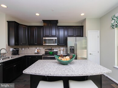 4225 Skyview, Baltimore, MD 21211 - photo 7