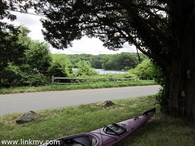 401 Lamberts Cove Rd unit 2, Vineyard Haven, MA 02568 - photo 3