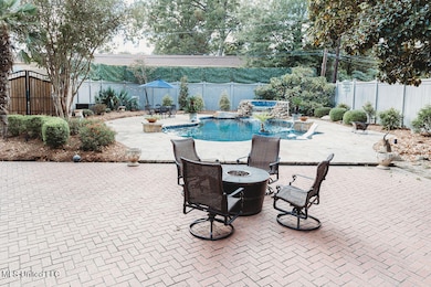 307 Grand Blvd, Greenwood, MS 38930 - photo 5