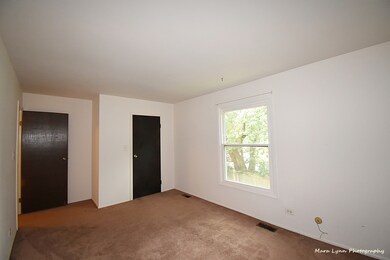 1342 S Glen Cir unit C, Aurora, IL 60506 - photo 6