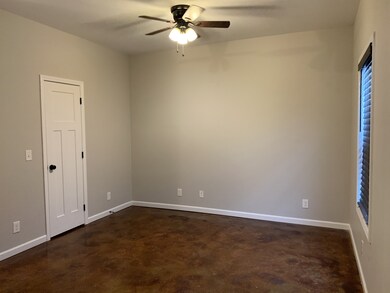 130 E Cedar St unit F, Shelbyville, TN 37160 - photo 2