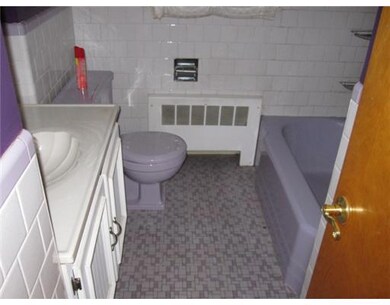 21 Heath St, Riverside, RI 02915 - photo 3