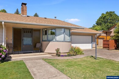 1048 Takena St SW, Albany, OR 97321 - photo 2