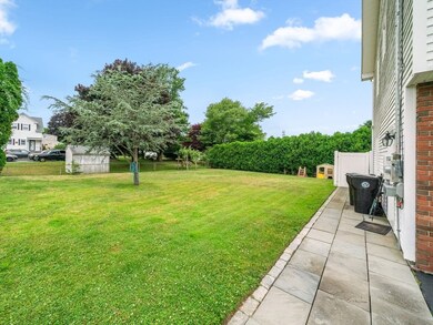 189 Rogers St, South Dartmouth, MA 02748 - photo 4