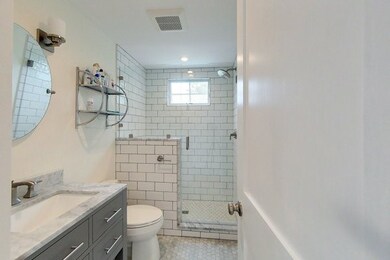 23 Warren Ave unit 1, Middletown, RI 02842 - photo 6