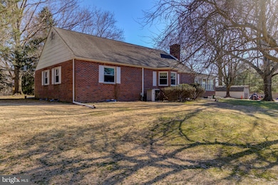 819 Crum Creek Rd, Springfield, PA 19064 - photo 6