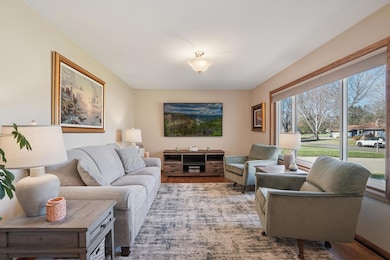 6046 18th St N, Saint Cloud, MN 56303 - photo 2