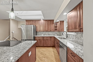 NEW GRANITE TOPS & BACKSPLASH