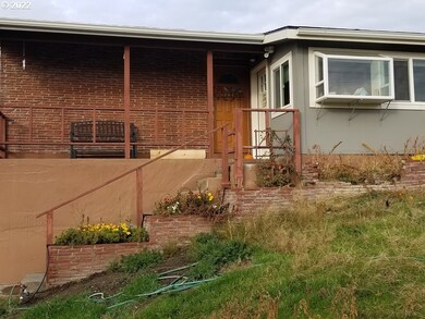 3324 E 13th St, the Dalles, OR 97058 - photo 2