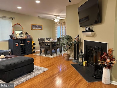 201A Kelly Cove unit 201, Mount Laurel, NJ 08054 - photo 2