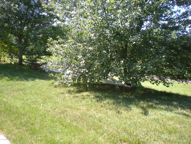 2418 Torrington Dr, Toms River, NJ 08755 - photo 3