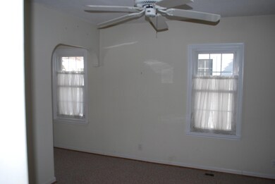 445 E Jeffrey Place, Columbus, OH 43214 - photo 7