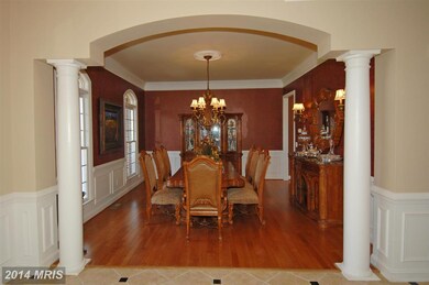 35550 Greyfriar Dr, Round Hill, VA 20141 - photo 4