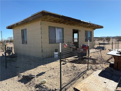 64815 Carot Rd, Joshua Tree, CA 92252 - photo 2