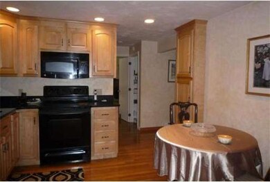 83 Stonybrook Dr, Holliston, MA 01746 - photo 3