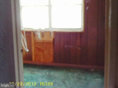 352 Bigley Ave, Halethorpe, MD 21227 - photo 4