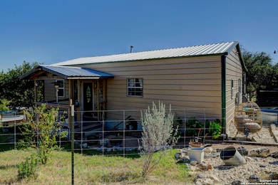 125 Valencia Dr, Kerrville, TX 78028 - photo 5