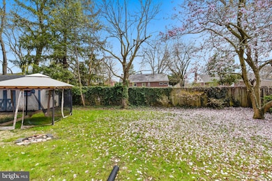 3325 Nevius St, Falls Church, VA 22041 - photo 5